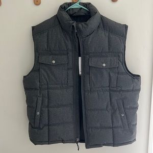 Charcoal gray goodfellow puffy vest xl